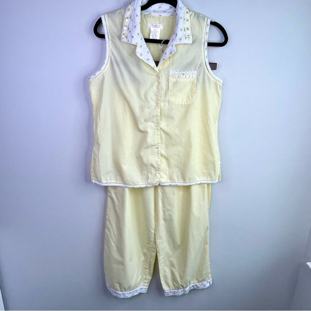 Secret Treasures Yellow and White Gingham Pajama Set With Flowers Size M - Picture 2 of 10